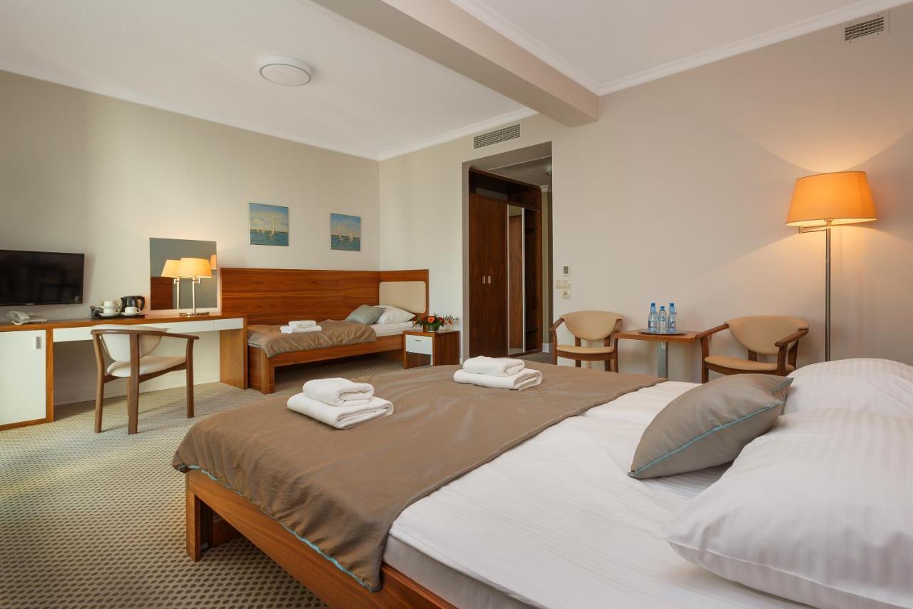 Best Western Hotel Jurata Buitenkant foto